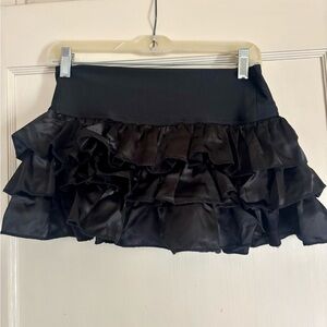 Black Ruffle Mini Skirt - Sleek Layered Design